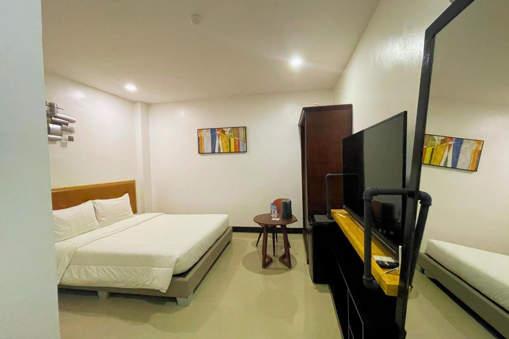 Hotel Halo Angeles City Quarto foto