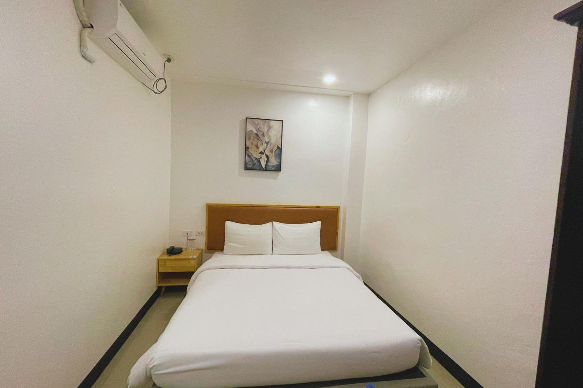 Hotel Halo Angeles City Quarto foto