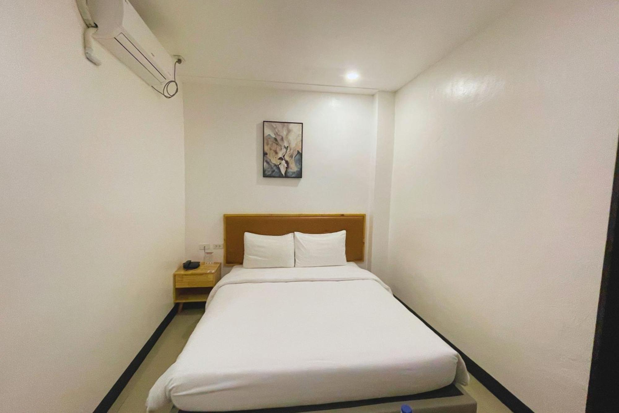 Hotel Halo Angeles City Quarto foto